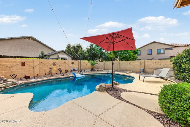 281 W BROOKS Street, Gilbert, AZ 85233