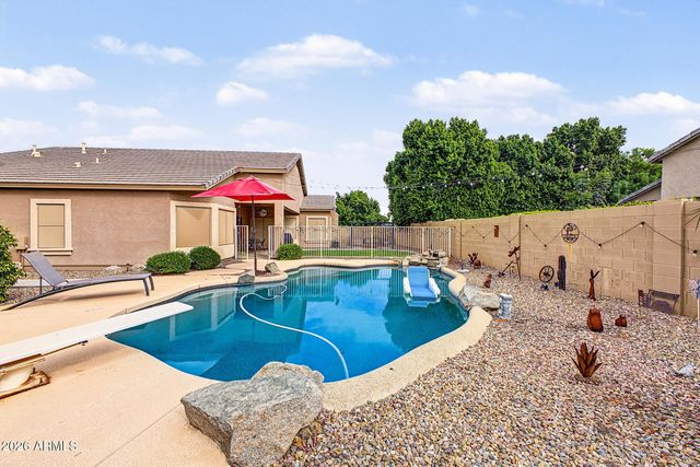 281 W BROOKS Street, Gilbert, AZ 85233