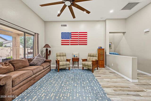 281 W BROOKS Street, Gilbert, AZ 85233