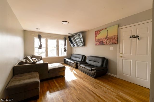 193 Renner Ave, Newark City, NJ 07112