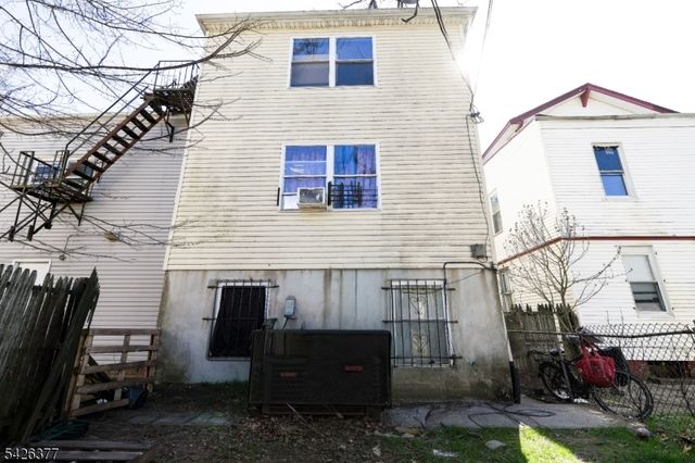 193 Renner Ave, Newark City, NJ 07112