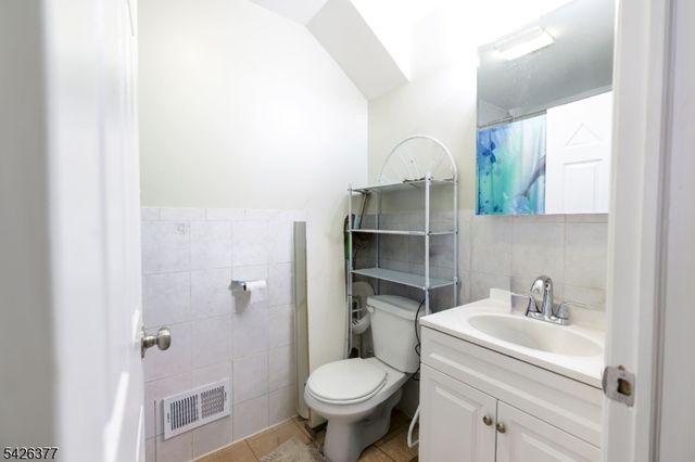 193 Renner Ave, Newark City, NJ 07112