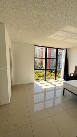 17021 N Bay Rd 1015, Sunny Isles Beach, FL 33160