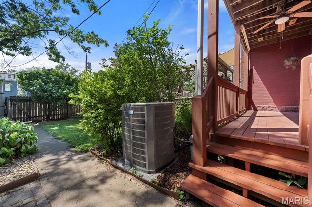 2835 McNair Avenue, St Louis, MO 63118