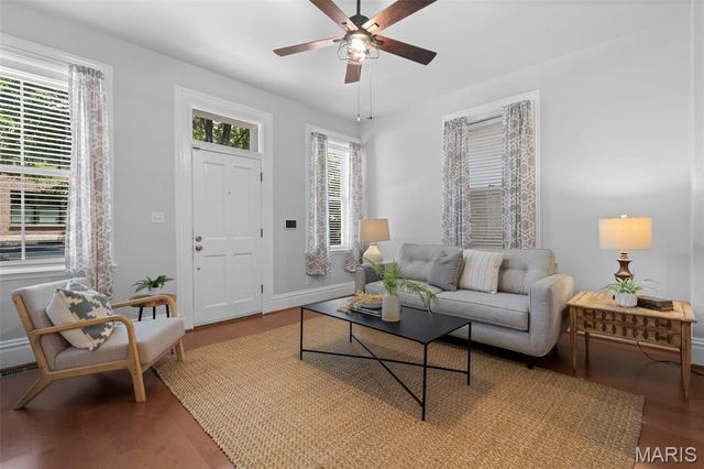 2835 McNair Avenue, St Louis, MO 63118