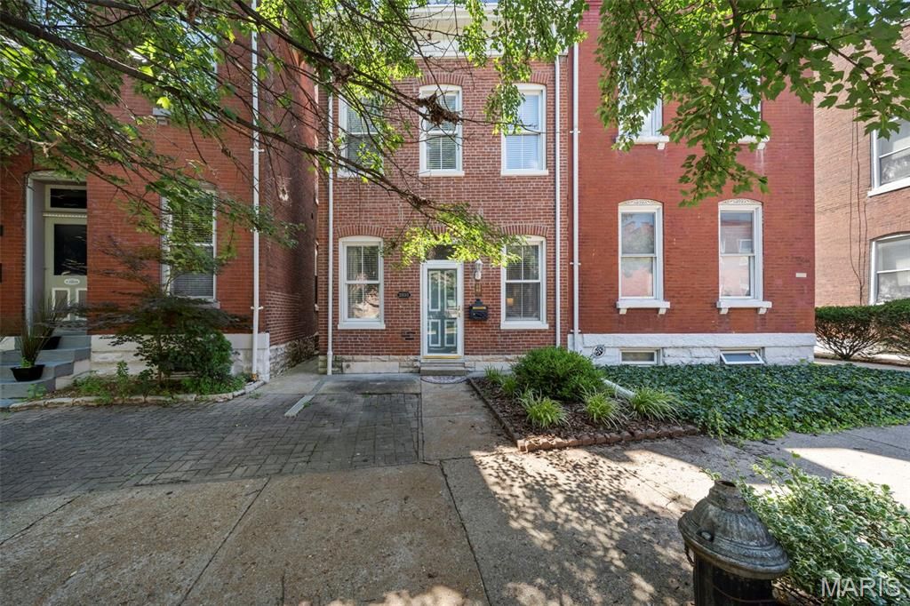 2835 McNair Avenue, St Louis, MO 63118