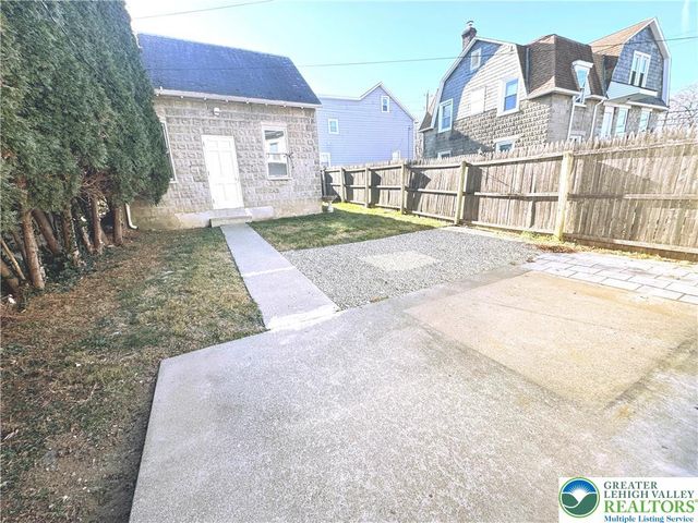 111 East Wilkes Barre Street, Easton, PA 18042