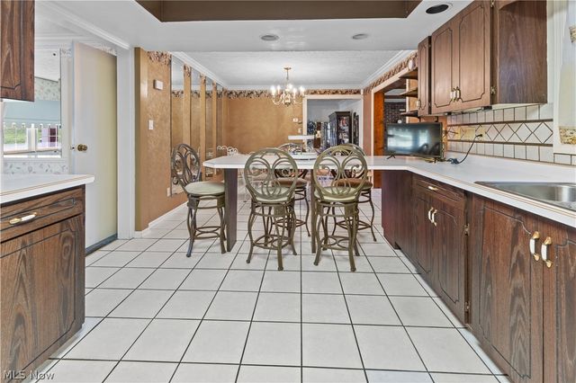 10 Sarah Boulevard, Toronto, OH 43964