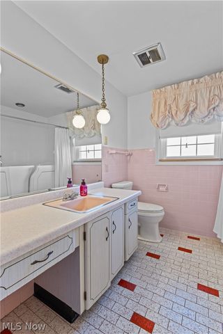 10 Sarah Boulevard, Toronto, OH 43964