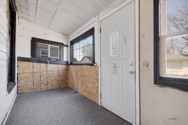 464 Prospect Street, Elgin, IL 60120