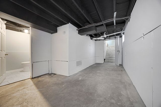 464 Prospect Street, Elgin, IL 60120