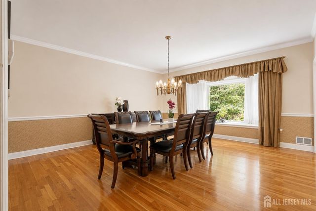 40 Newland Court, Bridgewater, NJ 08807