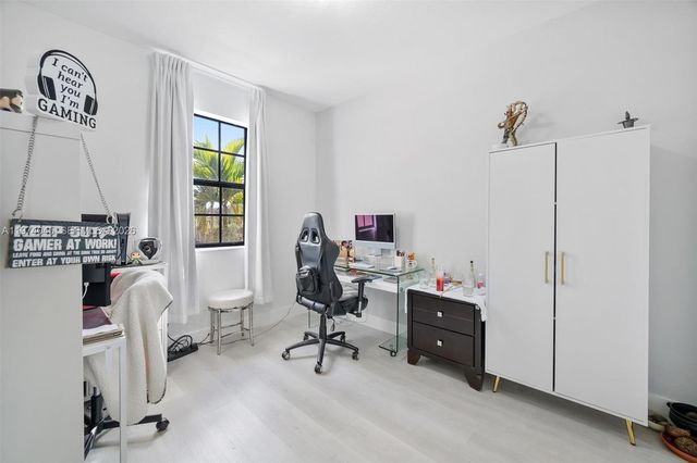 178 SE 33rd Ter, Homestead, FL 33033