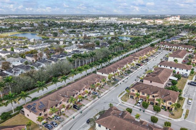 178 SE 33rd Ter, Homestead, FL 33033