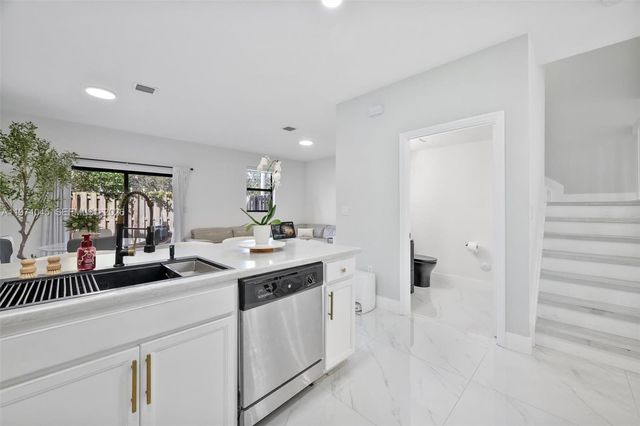 178 SE 33rd Ter, Homestead, FL 33033