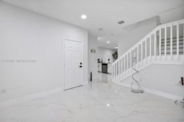 178 SE 33rd Ter, Homestead, FL 33033