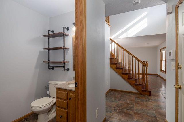 925 Lake STREET, Onalaska, WI 54650