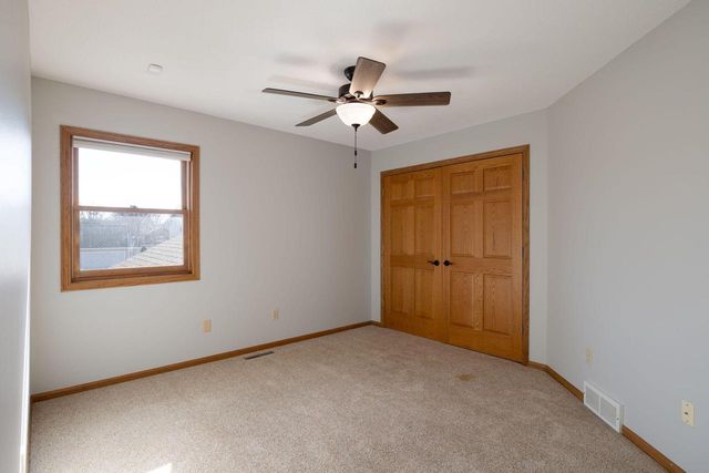 925 Lake STREET, Onalaska, WI 54650