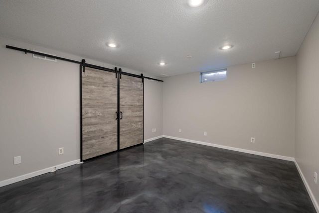 925 Lake STREET, Onalaska, WI 54650