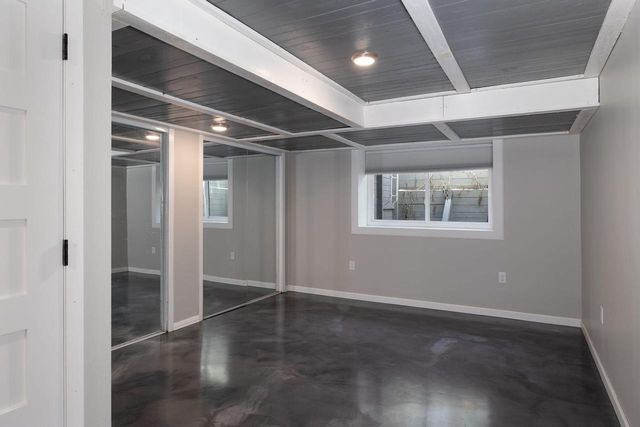 925 Lake STREET, Onalaska, WI 54650