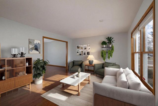 925 Lake STREET, Onalaska, WI 54650