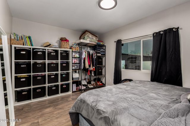 8595 N 71ST Avenue 18, Glendale, AZ 85301