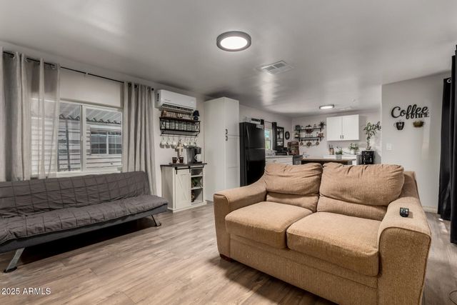 8595 N 71ST Avenue 18, Glendale, AZ 85301