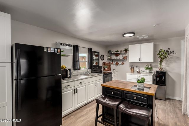 8595 N 71ST Avenue 18, Glendale, AZ 85301