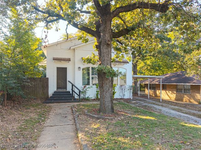 2412 S Greenwood Avenue, Fort Smith, AR 72901