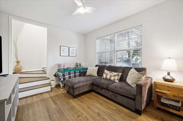 5423 Carew Street, Houston, TX 77096