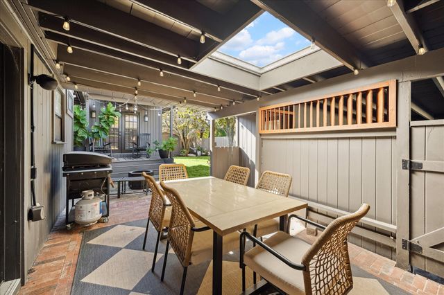 5423 Carew Street, Houston, TX 77096