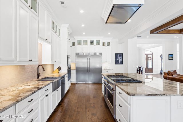 283 Ballast Point Road, Hampstead, NC 28443