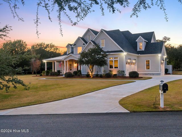 283 Ballast Point Road, Hampstead, NC 28443