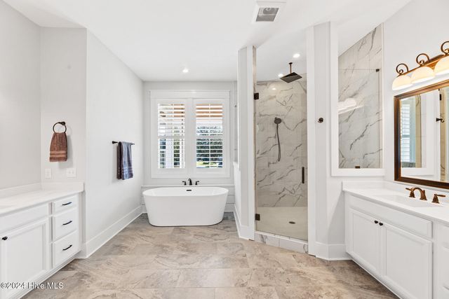 283 Ballast Point Road, Hampstead, NC 28443