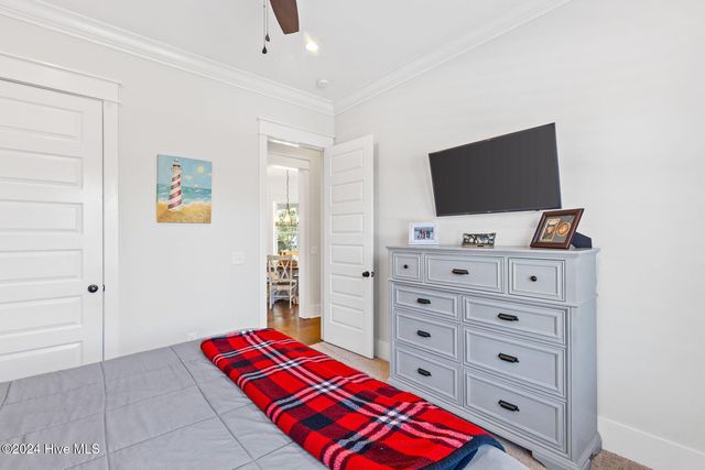 283 Ballast Point Road, Hampstead, NC 28443