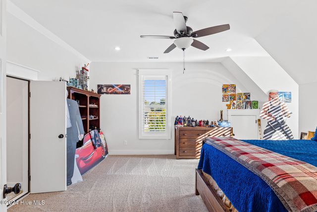 283 Ballast Point Road, Hampstead, NC 28443