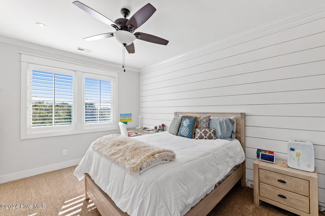 283 Ballast Point Road, Hampstead, NC 28443