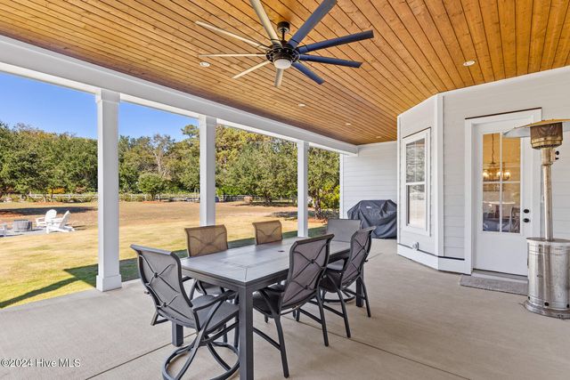 283 Ballast Point Road, Hampstead, NC 28443