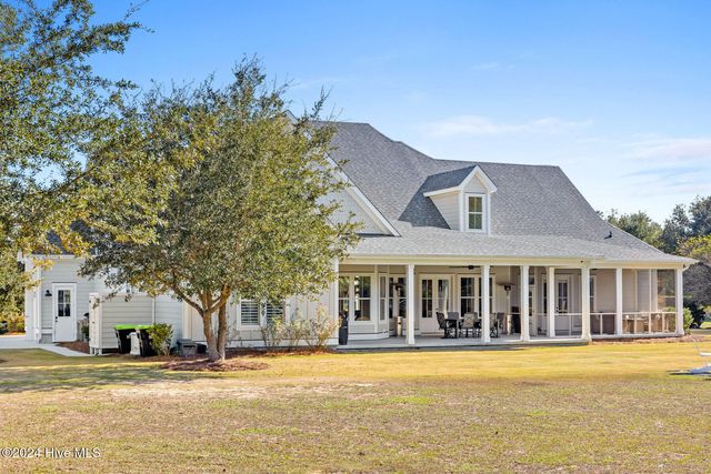 283 Ballast Point Road, Hampstead, NC 28443