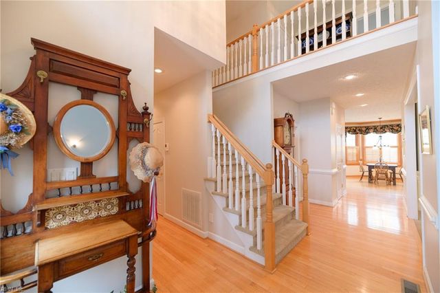 301 Blevins RN, Yorktown, VA 23693