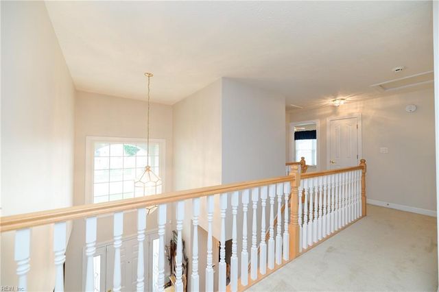 301 Blevins RN, Yorktown, VA 23693