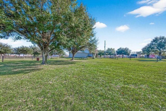 6610 Sprigg Street, Fulshear, TX 77441