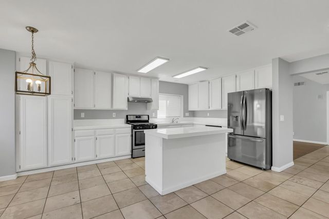 5505 Big Creek Way, Elk Grove, CA 95758