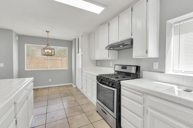 5505 Big Creek Way, Elk Grove, CA 95758