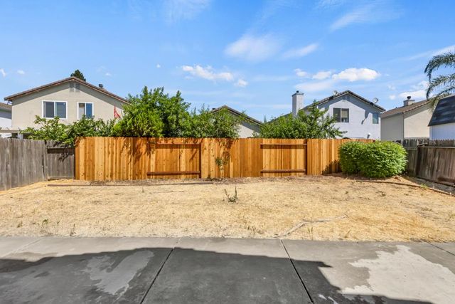 5505 Big Creek Way, Elk Grove, CA 95758