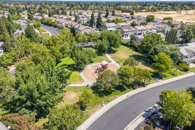 5505 Big Creek Way, Elk Grove, CA 95758