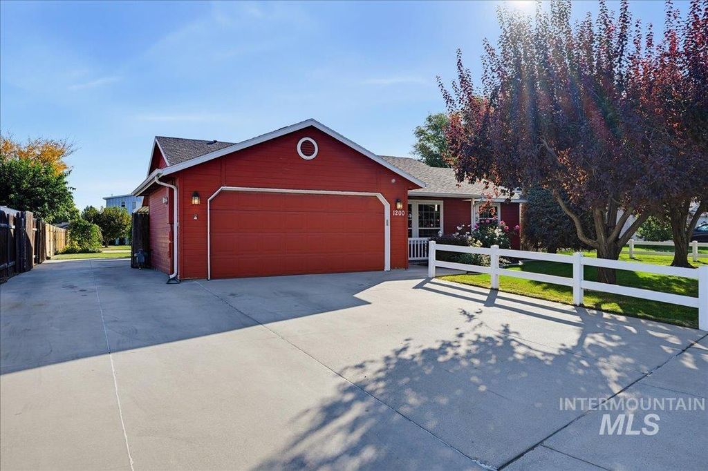 1200 S 19th St, Nampa, ID 83686 photo 4