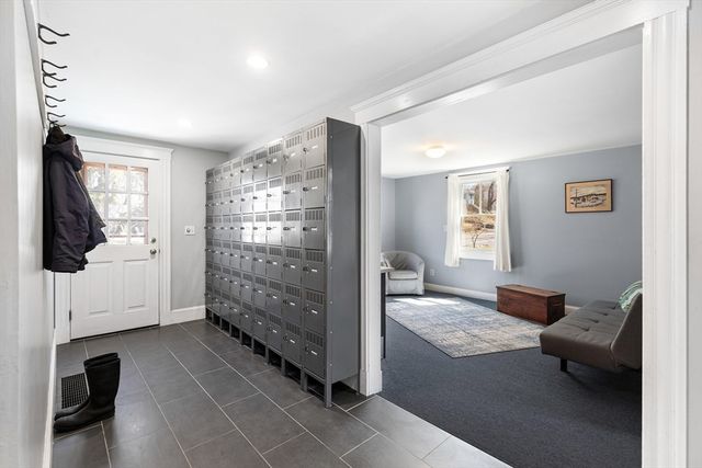 21 Montague St, Arlington, MA 02474