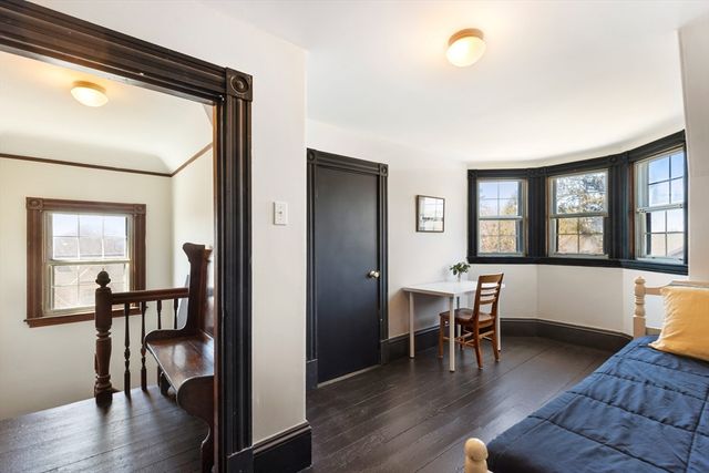 21 Montague St, Arlington, MA 02474