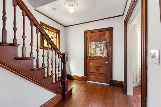 21 Montague St, Arlington, MA 02474